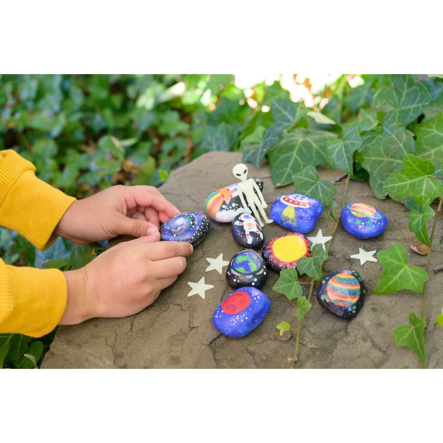 4M Glow-in-the-Dark Space Rock Painting Kit for Kids Ages 5-12 – Galaxy Garden Art Craft with Alien Figure, Glow Stars & Paint, Outdoor Night Glow Decoration Set, STEM Creative Activity - Image 7