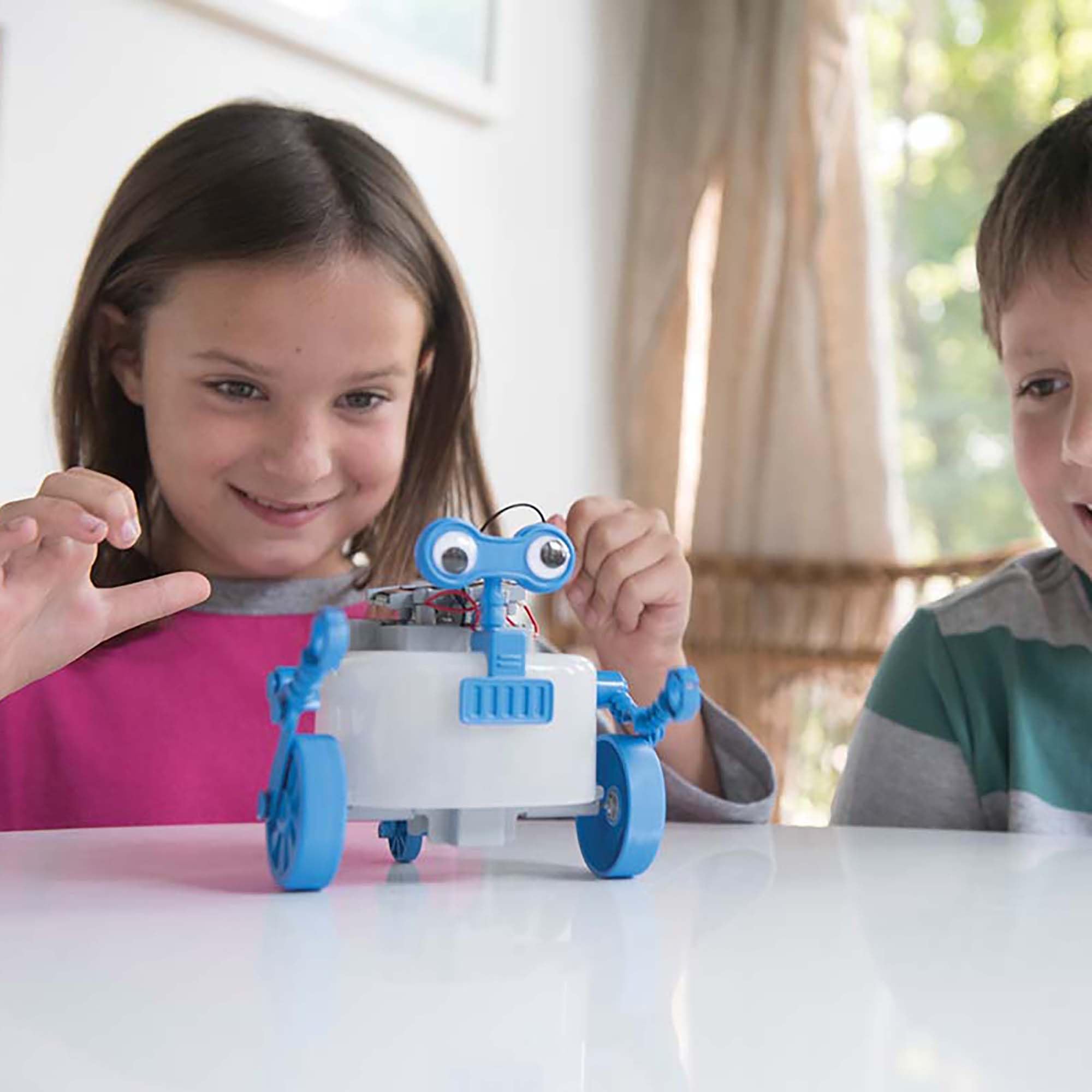 4M: Green Science: Rover Robot - DIY Robotics Assembly Kit, Solar & Battery Hybrid Power Rolling, STEM Building, Physics Toy Activity Set, Kids Age 5+ - Image 6